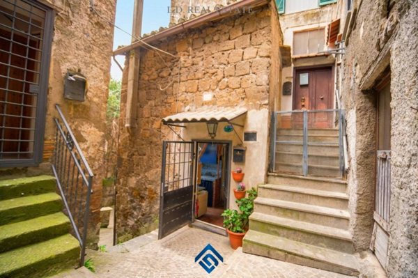 appartamento in vendita a Capranica