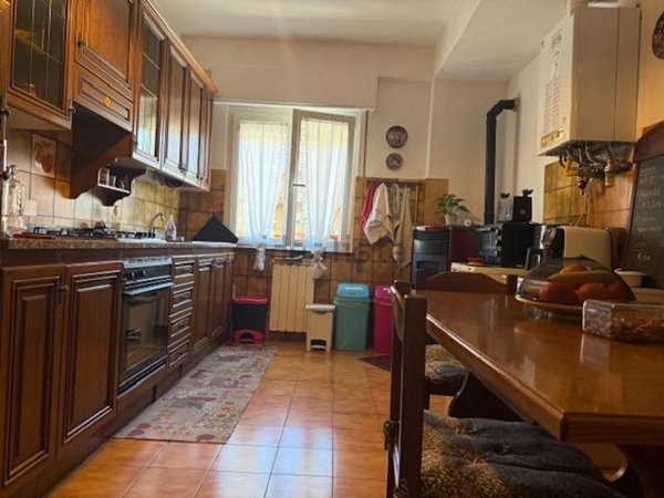 appartamento in vendita a Capranica