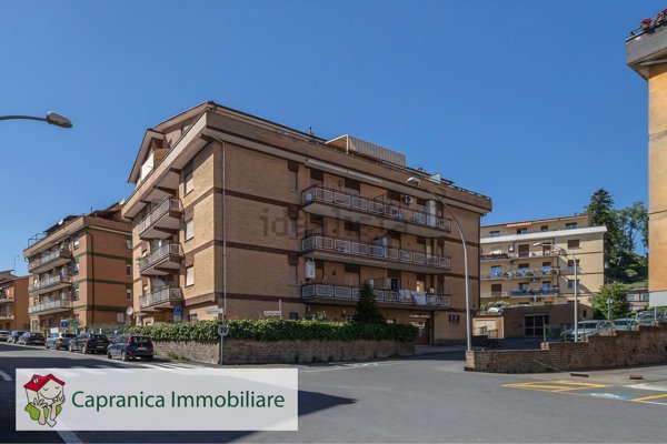 appartamento in vendita a Capranica