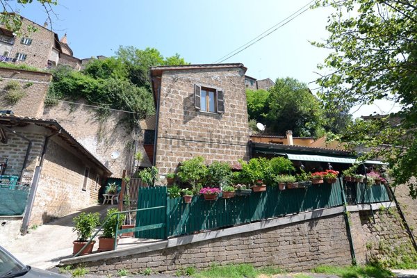 appartamento in vendita a Capranica