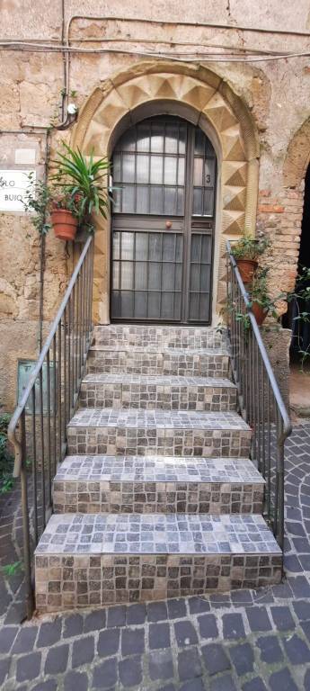 appartamento in vendita a Capranica