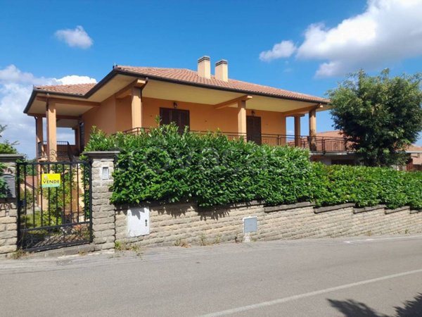 appartamento in vendita a Caprarola