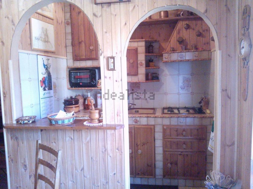 appartamento in vendita a Caprarola