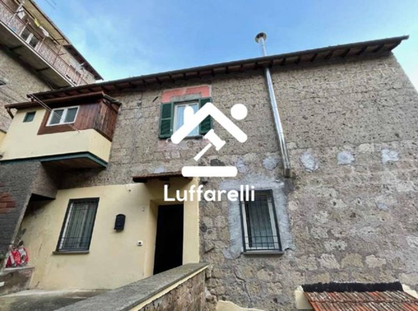 appartamento in vendita a Caprarola