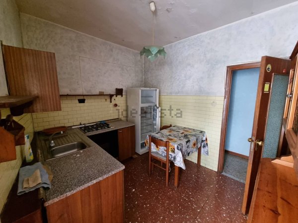 appartamento in vendita a Caprarola