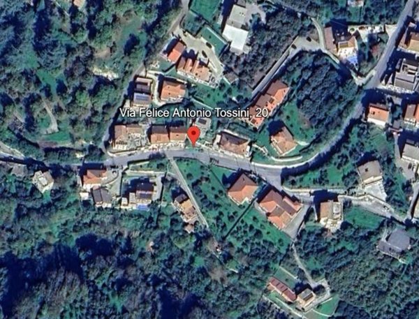 appartamento in vendita a Caprarola