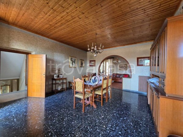appartamento in vendita a Caprarola