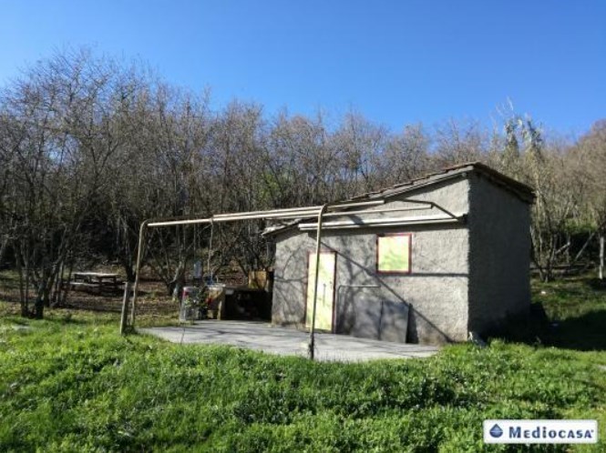 casa indipendente in vendita a Caprarola