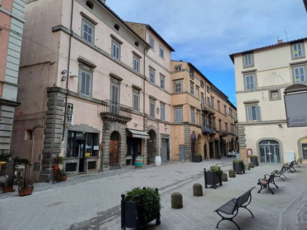 appartamento in vendita a Caprarola