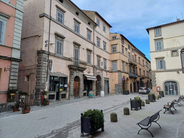 appartamento in vendita a Caprarola