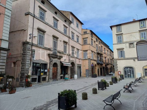 appartamento in vendita a Caprarola