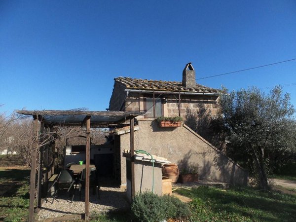 appartamento in vendita a Caprarola