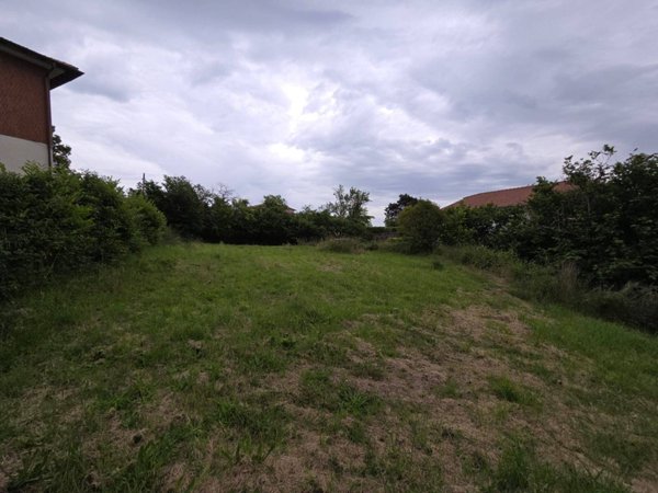 terreno edificabile in vendita a Caprarola