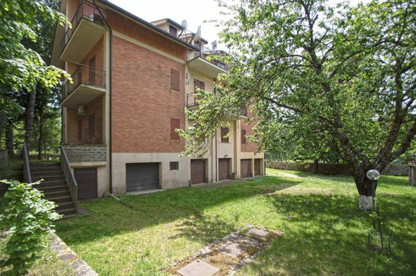 appartamento in vendita a Caprarola