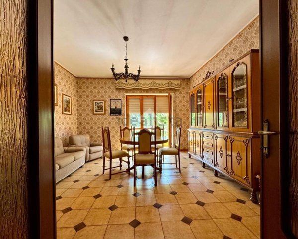 appartamento in vendita a Caprarola