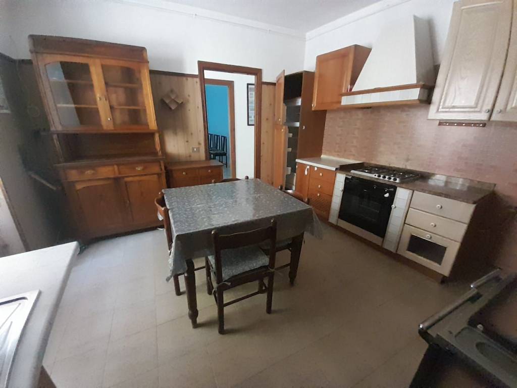 appartamento in vendita a Caprarola