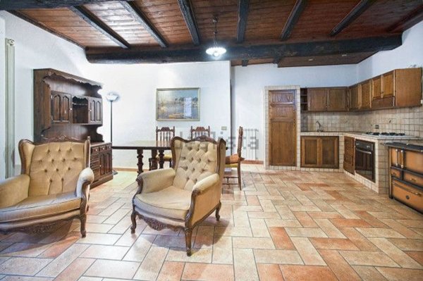appartamento in vendita a Caprarola