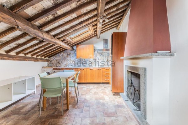 appartamento in vendita a Caprarola