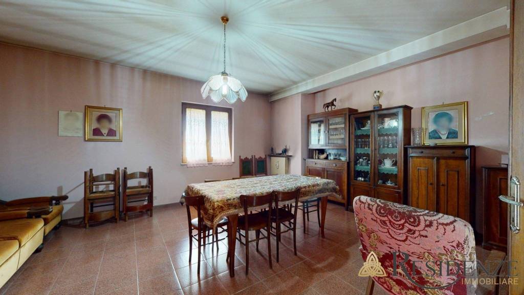 casa indipendente in vendita a Caprarola