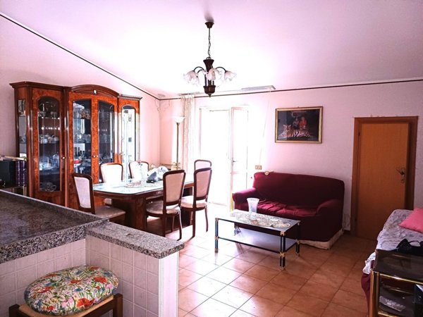 appartamento in vendita a Caprarola