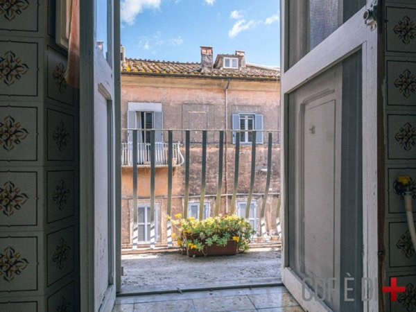 appartamento in vendita a Caprarola