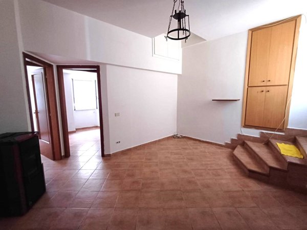 appartamento in vendita a Caprarola