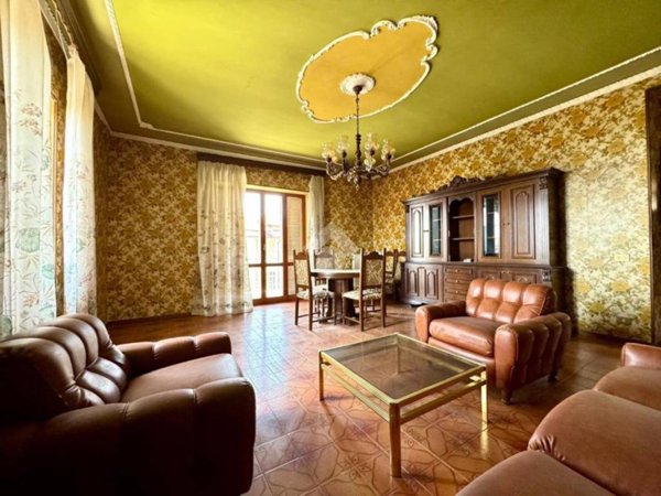 appartamento in vendita a Caprarola