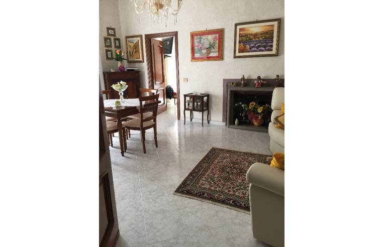 appartamento in vendita a Caprarola