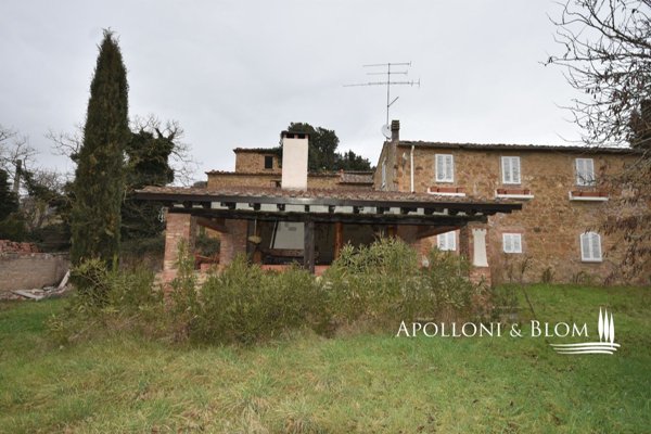 casa indipendente in vendita a Caprarola