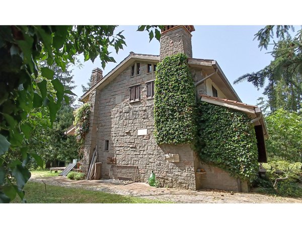 appartamento in vendita a Caprarola