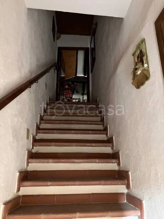 casa indipendente in vendita a Caprarola