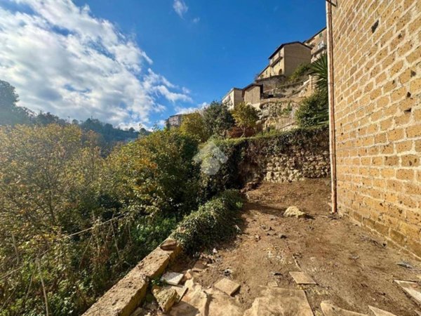 appartamento in vendita a Caprarola