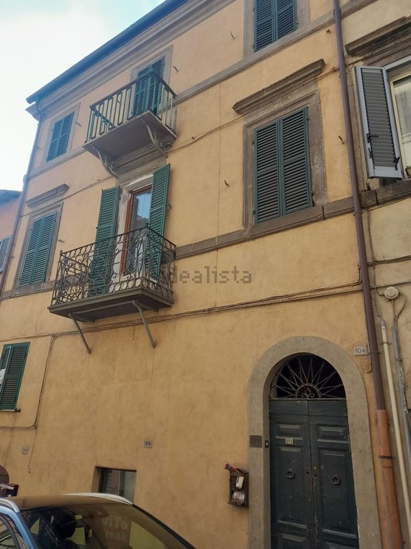 appartamento in vendita a Caprarola