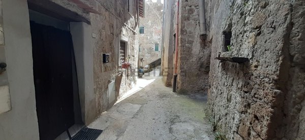 appartamento in vendita a Caprarola