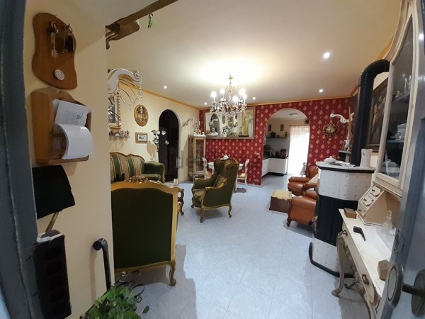 appartamento in vendita a Caprarola