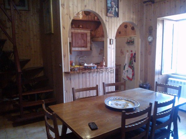 appartamento in vendita a Caprarola