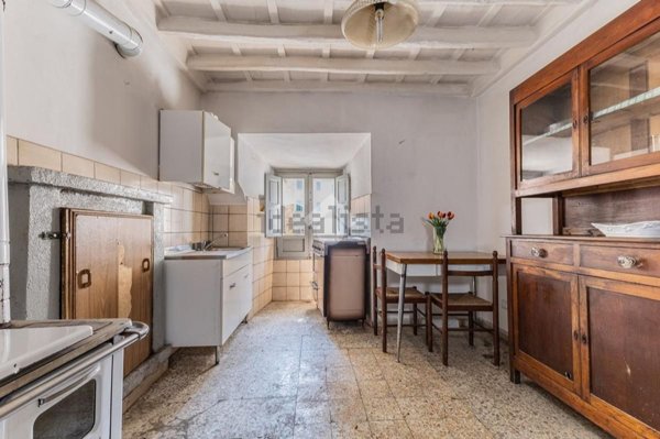 appartamento in vendita a Caprarola