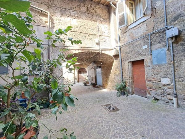 appartamento in vendita a Carbognano