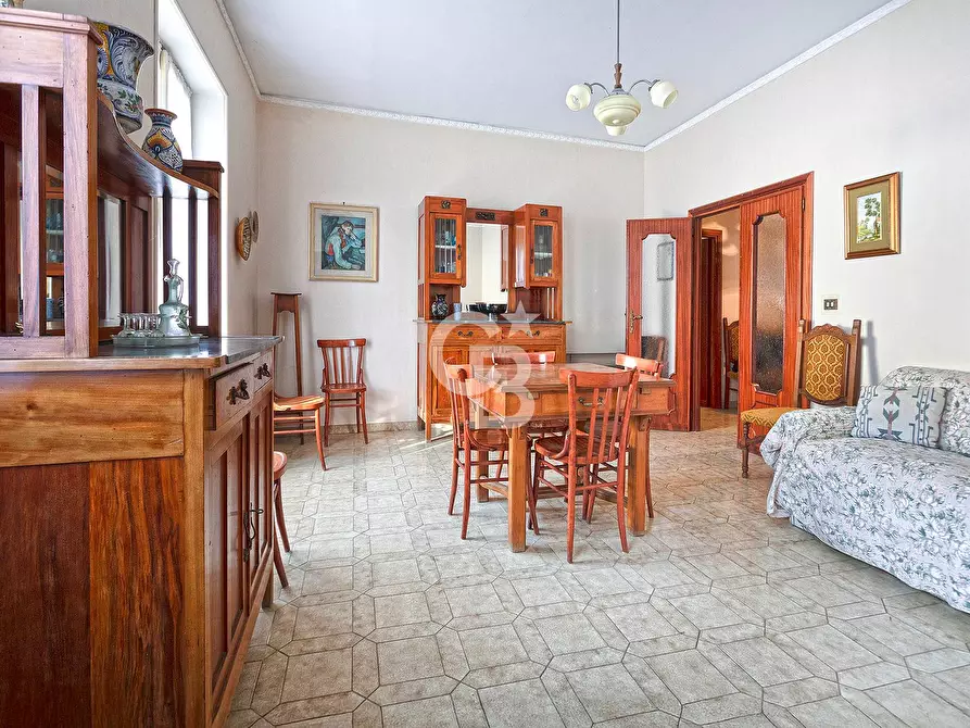 casa indipendente in vendita a Carbognano