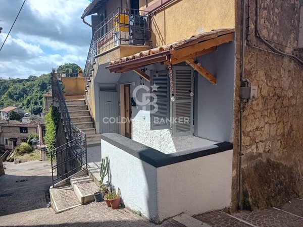 appartamento in vendita a Carbognano