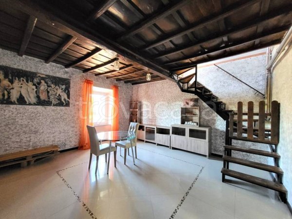 appartamento in vendita a Carbognano