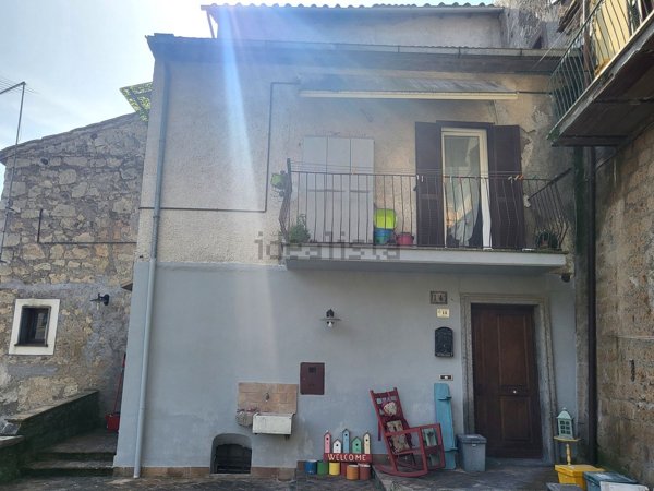 appartamento in vendita a Carbognano