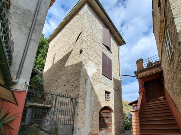 appartamento in vendita a Carbognano