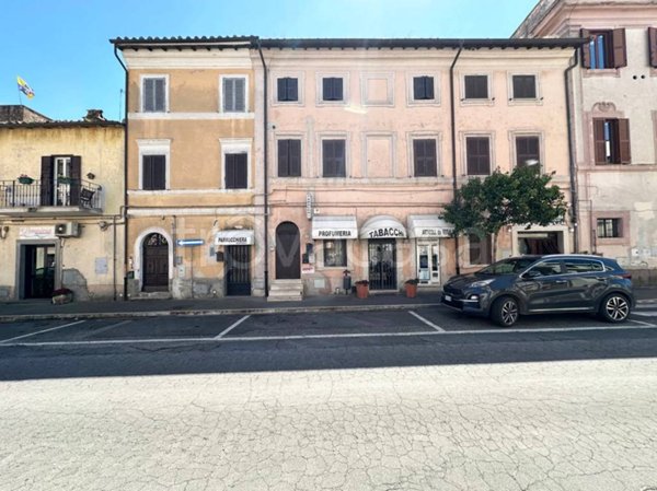 appartamento in vendita a Castel Sant'Elia
