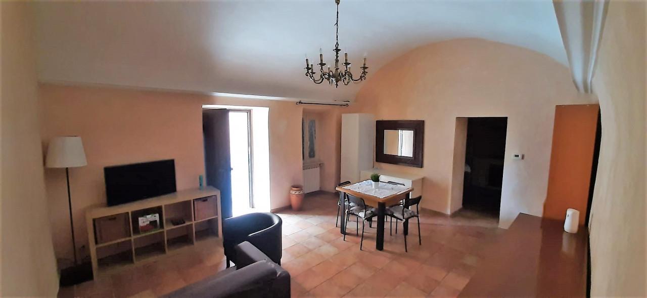 appartamento in vendita a Castel Sant'Elia
