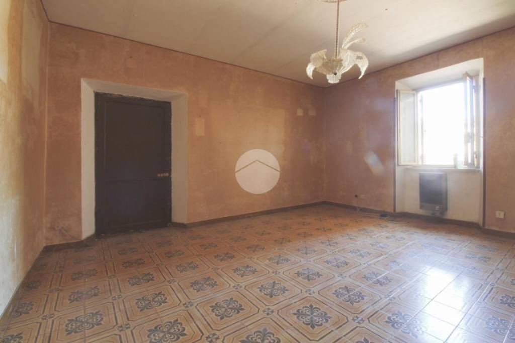 appartamento in vendita a Castel Sant'Elia
