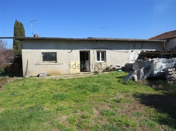 appartamento in vendita a Castel Sant'Elia