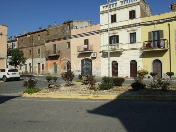 appartamento in vendita a Castel Sant'Elia