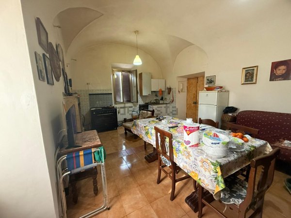 appartamento in vendita a Castel Sant'Elia