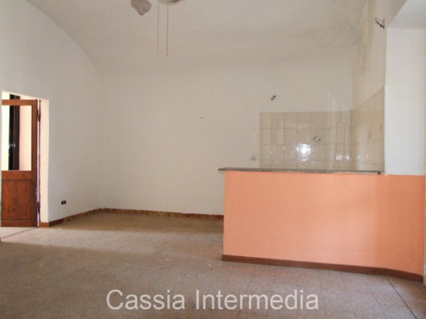 appartamento in vendita a Castel Sant'Elia